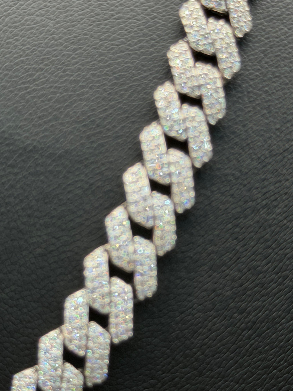 VVS1 Moissanite Cuban Link Chain 8.5mm