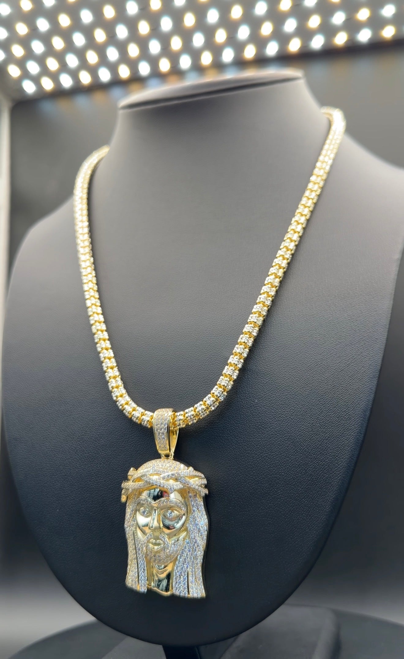 5MM Moon Ice Cut Chain inches + JESUS Pendant