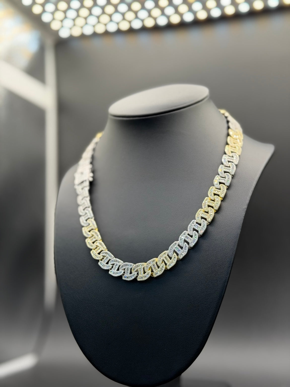 Two Tone VVS1 Moissanite Cuban Mariner Link Chain