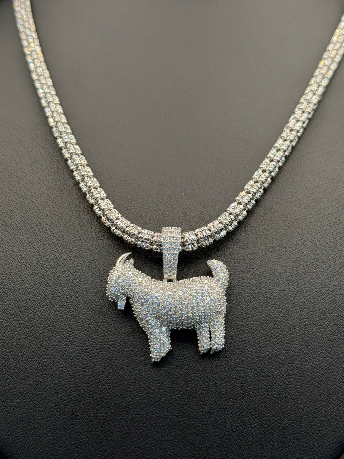 5MM Moon ice cut chain + GOAT Diamond Pendant