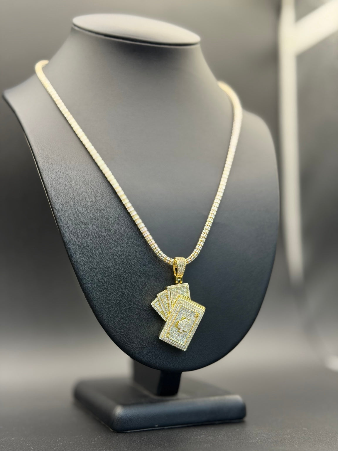 3.5MM Moon Ice Cut Chain inches + Poker Deck Pendant