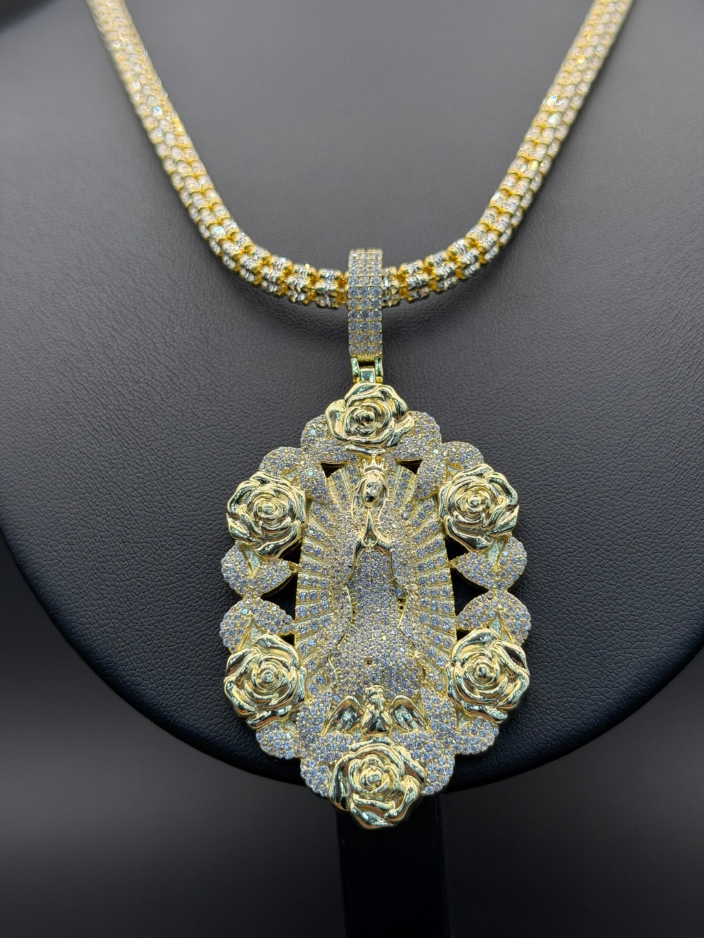 5MM Moon Ice Cut Chain inches + Virgen Maria Pendant