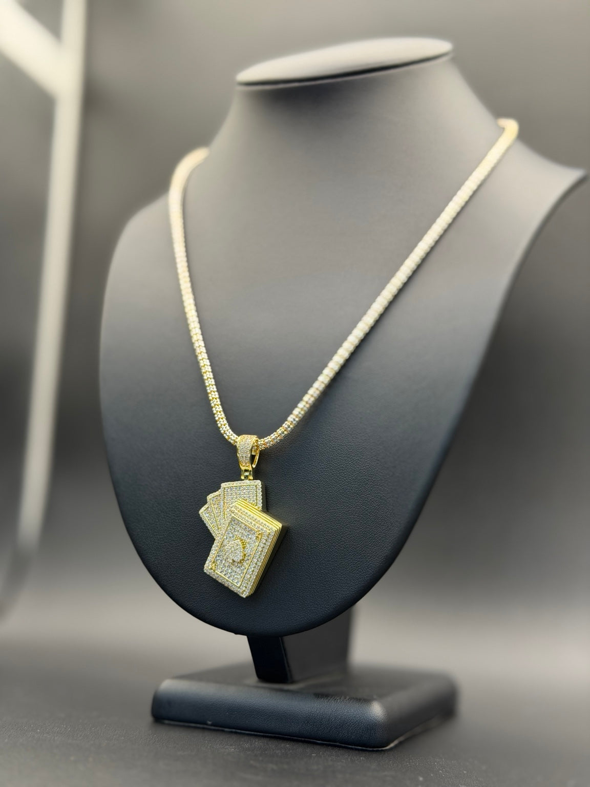 3.5MM Moon Ice Cut Chain inches + Poker Deck Pendant
